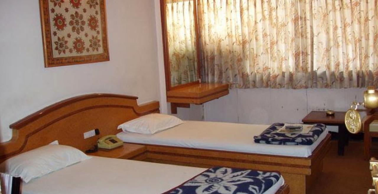 Hotel Vaishali Nāsik Eksteriør bilde